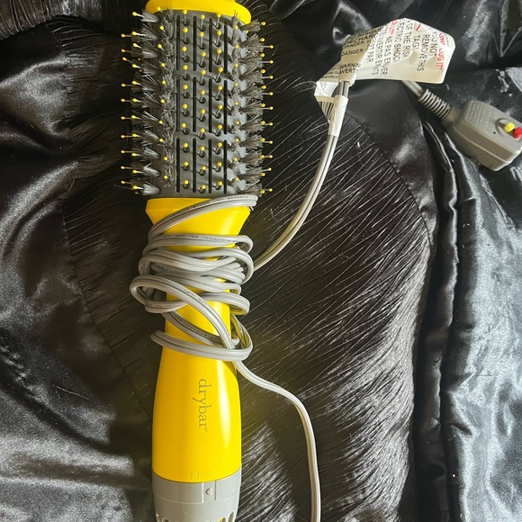 Drybar Double Shot Hair Dryer Brush - Picture 1 of 1